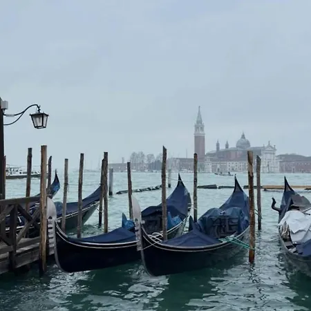 Il Veliero Romantico 2* Venedik