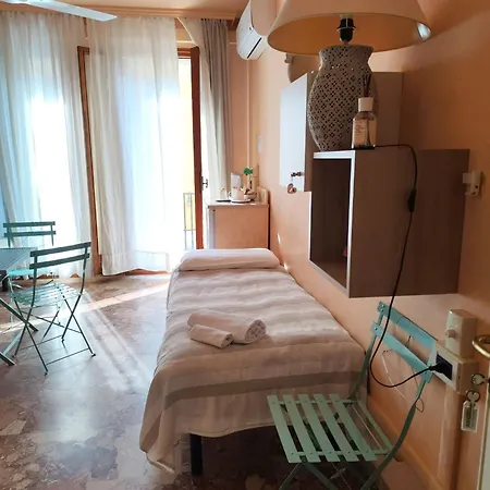 Il Veliero Romantico Oda ve Kahvaltı 2*